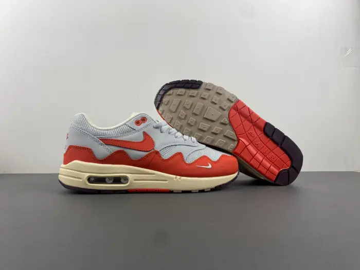 Nike Patta x Air Max 1 'Monarch'  EFDBF471