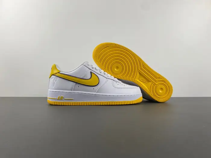 Kobe Bryant x Nike Air Force 1 Low  CCBFF544