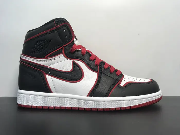 Air Jordan 1 Retro High OG 'Bloodline' 