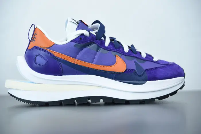 Nike Vaporwaffle sacai  BDFA1800
