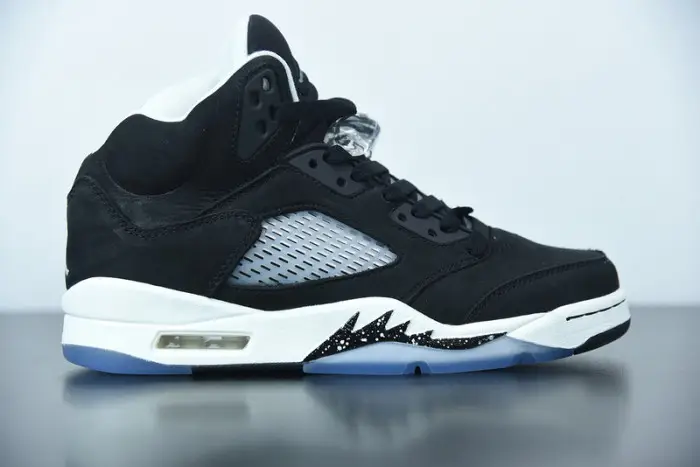 Air Jordan 5 “Oreo” 