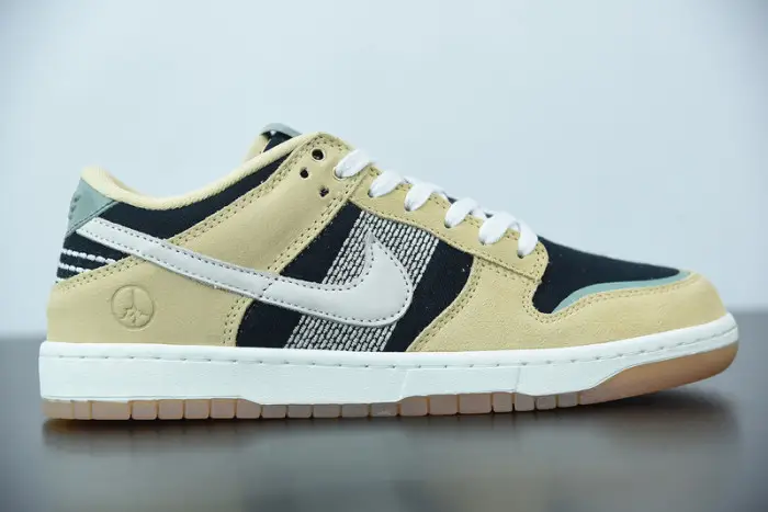 Nike Dunk Low Rooted in Peace 