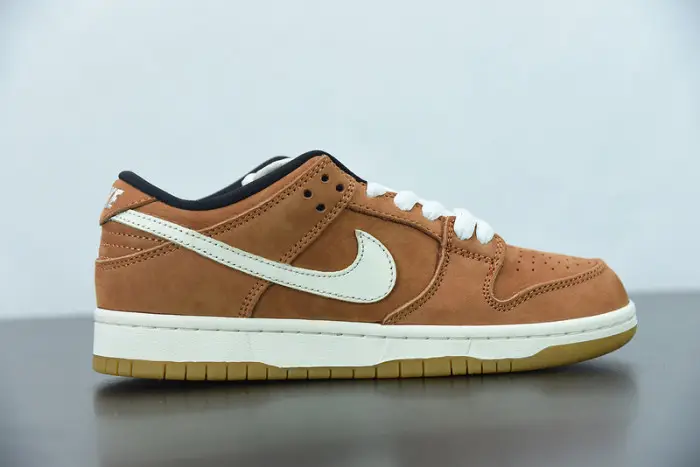Nike Dunk Low " Wheat " 