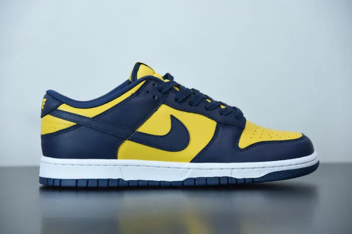 Nike Dunk Low “Michigan” 