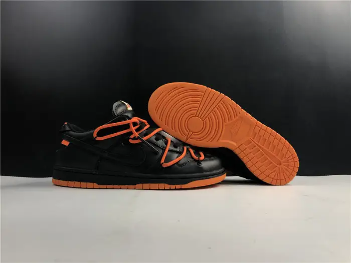 OFW x Nike Dunk 