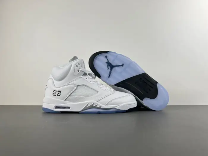 AIR Jordan 5 Retro White Metallic (2026)  ADCD206