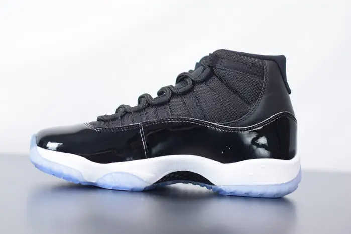 Air Jordan 11 Retro 'Space Jam' 2016 
