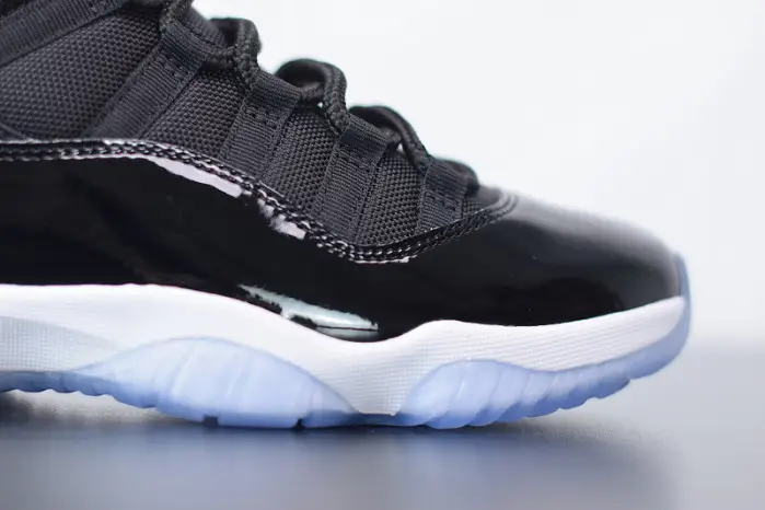 Air Jordan 11 Retro 'Space Jam' 2016 