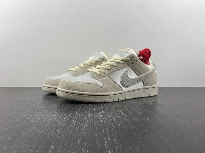 NIKE SB DUNK LOW CITY OF LOVE COCONUT MILK 