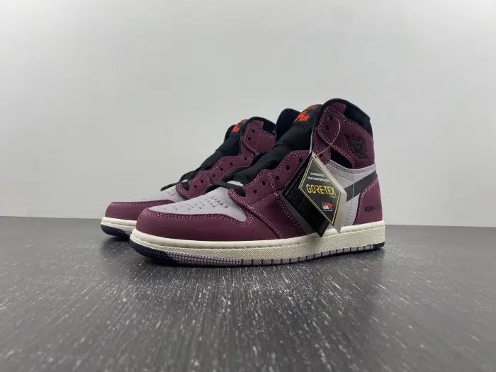 Air Jordan 1 High Element GTX 'Light Berry' 