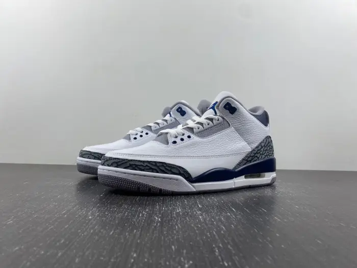 Air Jordan 3 “Midnight Navy” 