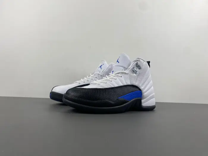 Air Jordan 12 