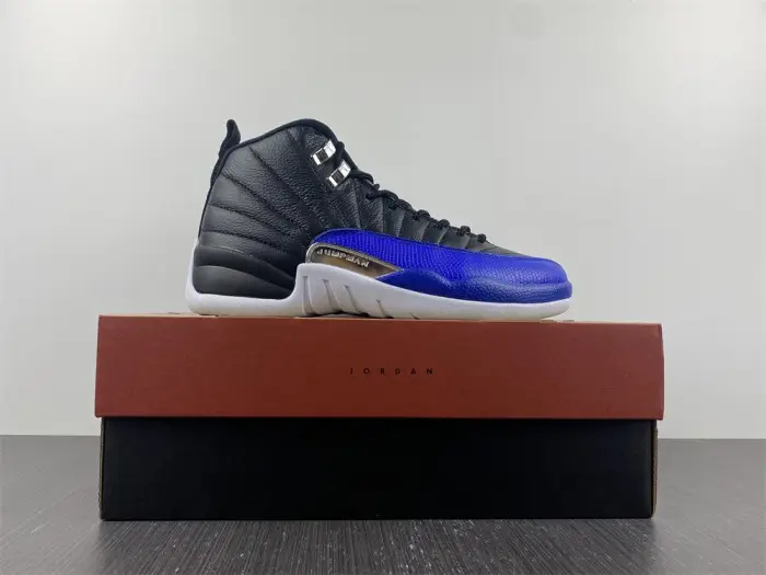 Air Jordan 12 WMNS “Hyper Royal” 