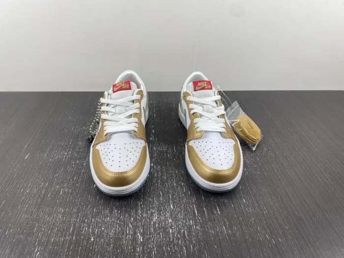 Air Jordan 1 Low OG Chinese New Year 