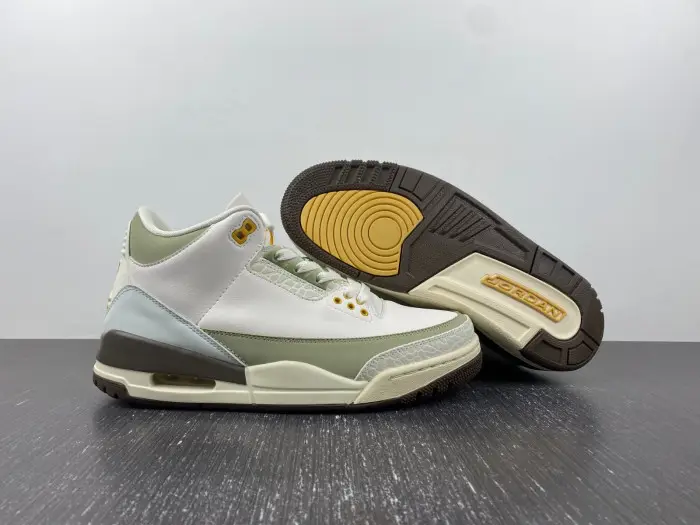 Air Jordan 3 Retro  EED2044