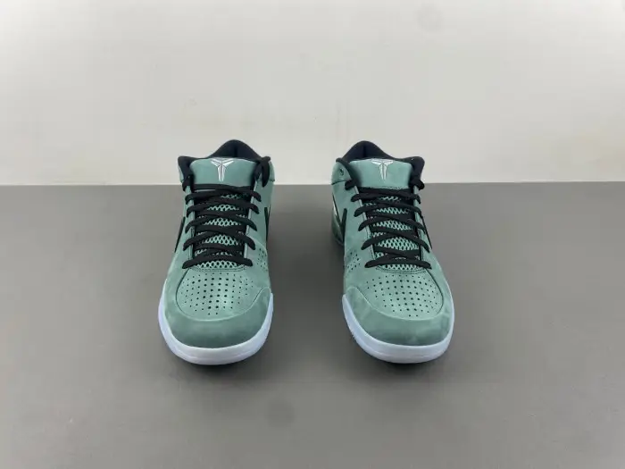 Nike Kobe 4 Protro “Girl Dad” 
