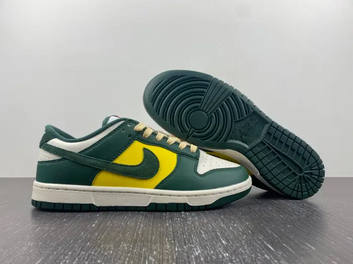 Nike Dunk Low SE Noble Green (Women's) -  CDDCD1954