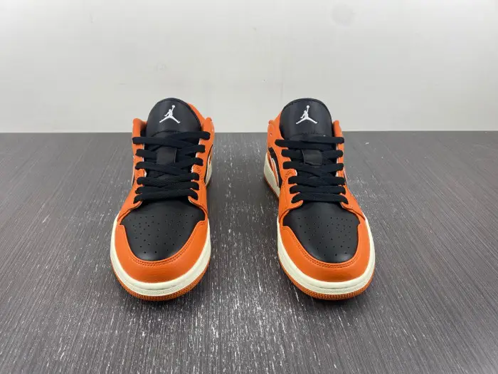 Air Jordan 1 Low WMNS Sport Spice 