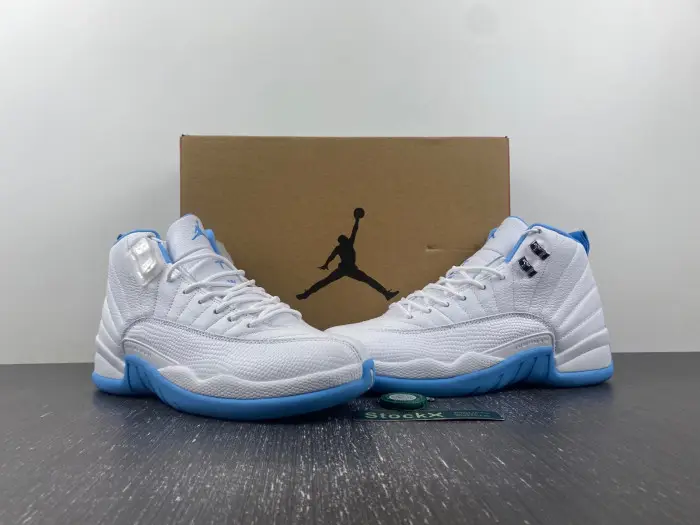 Air Jordan 12 Retro 'UNC' - 