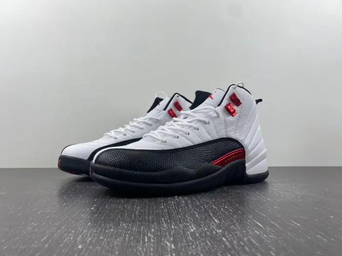 Air Jordan 12 Red Taxi 