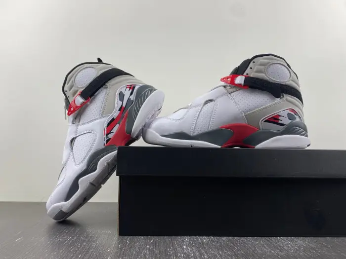 Air Jordan 8 Retro 'Bugs Bunny' 2013 