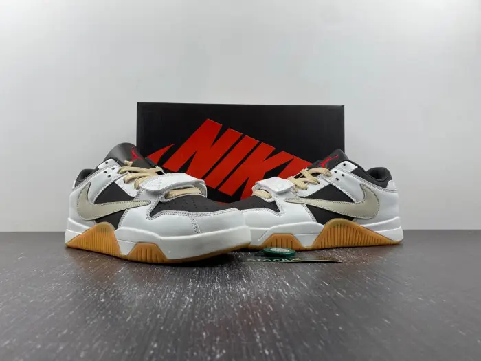 Travis Scott x Jordan Cut The Check FZ811 