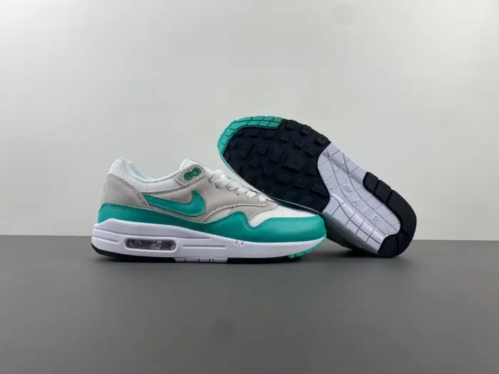 Nike Air Max 1 "Clear Jade" Turquoise, White  DDF1045