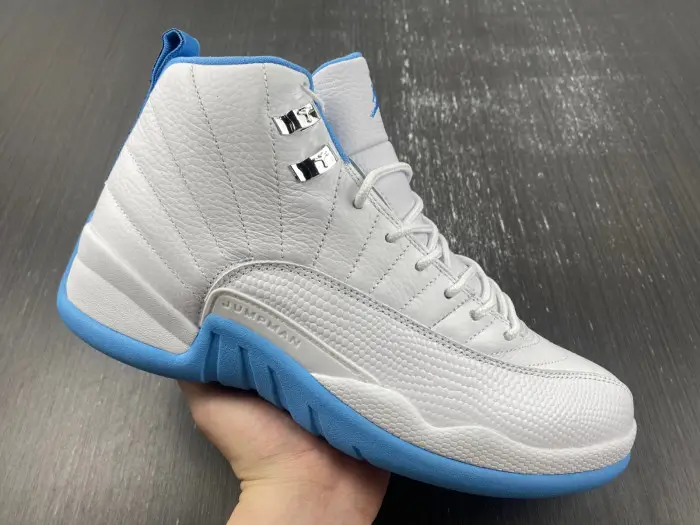 Air Jordan 12 Retro 'UNC' - 