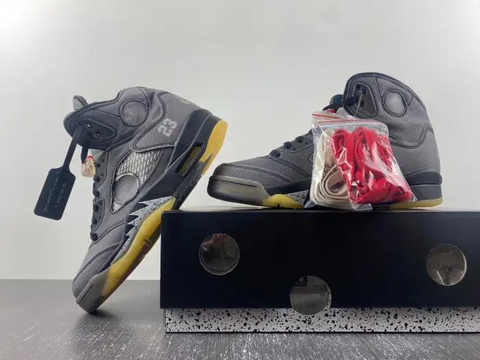 Air​ Jordan 5 x​off white 