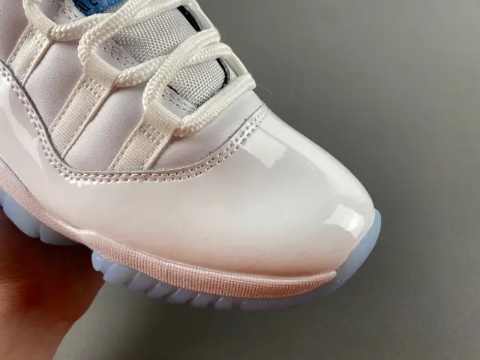Air Jordan 11 "Legend Blue" 2024 