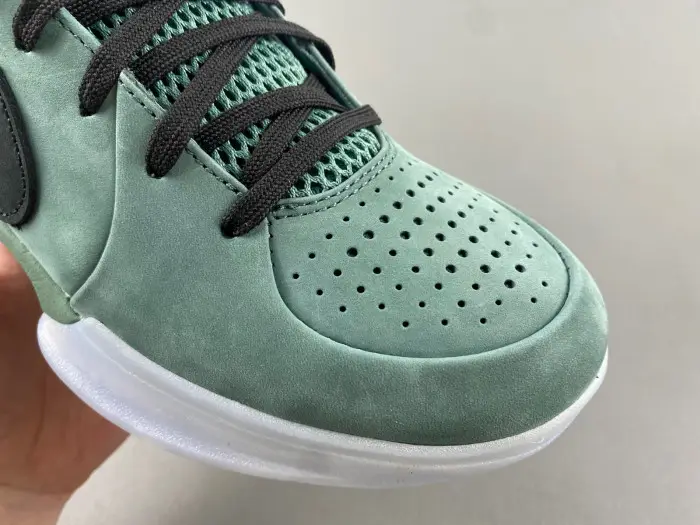 Nike Kobe 4 Protro “Girl Dad” 