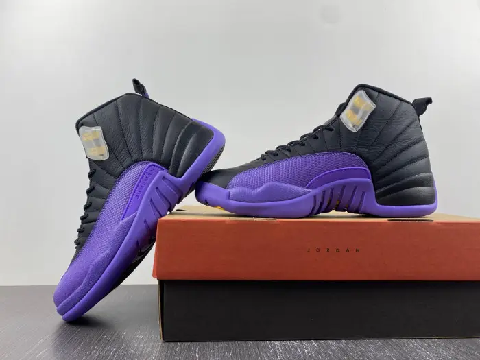 Air Jordan 12 "Black Field Purple" 