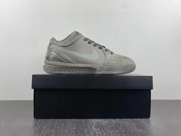 Nike Zoom Kobe 4 'Fade To Black' 