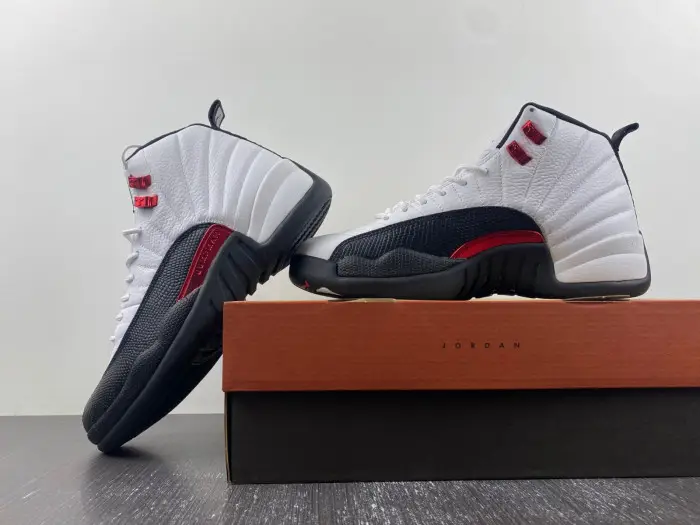 Air Jordan 12 Red Taxi 