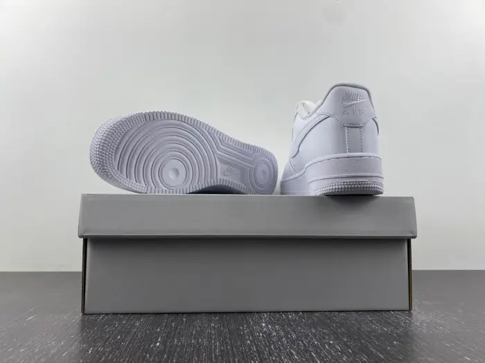 Nike Air Force 1 Low '07 'Triple White' 