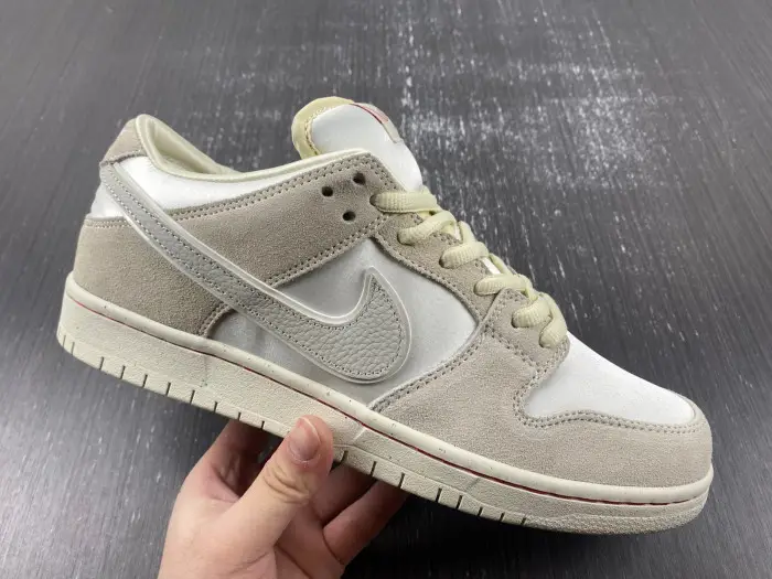 NIKE SB DUNK LOW CITY OF LOVE COCONUT MILK 