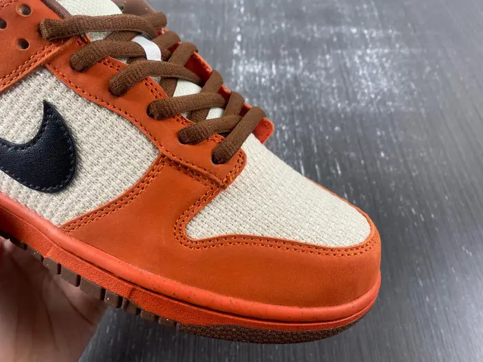 Nike Dunk Low Premium SB 'Un-Hemp' 