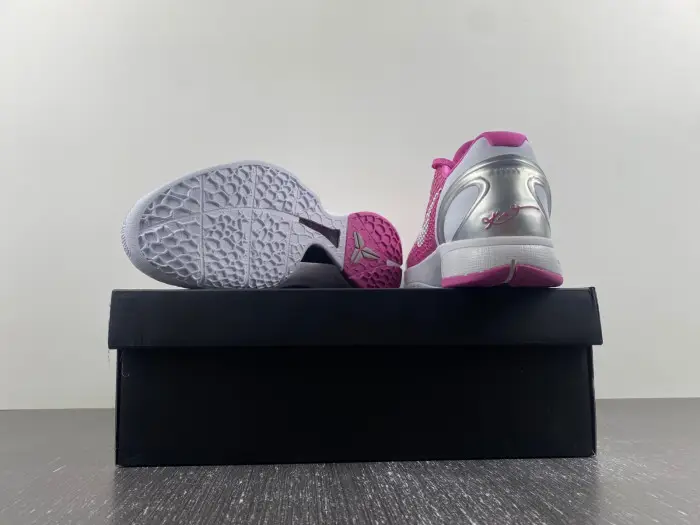 Nike Kobe  Kay Yow Think Pink 