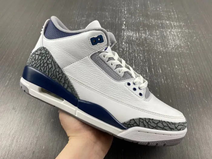 Air Jordan 3 “Midnight Navy” 