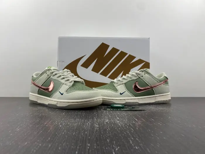 Nike x Kyler Murray Dunk Low 'Be 1 of One' 