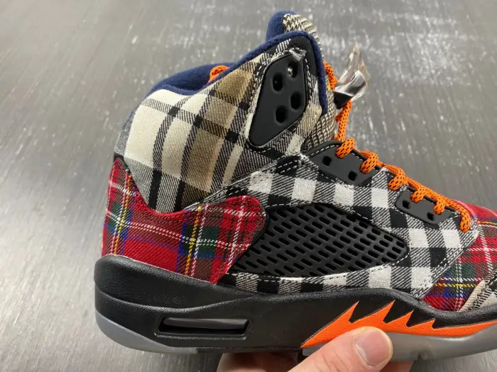 AIR JORDAN 5 RETRO 'PLAID' 