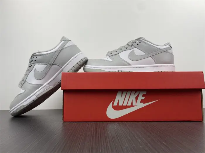 Nike Dunk Low Grey Fog 