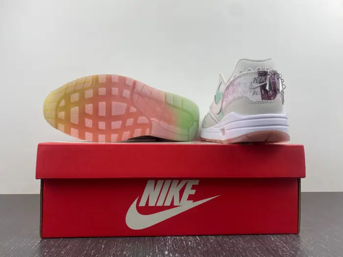 (WMNS) Nike Air Max 1 'Metal Charms' 