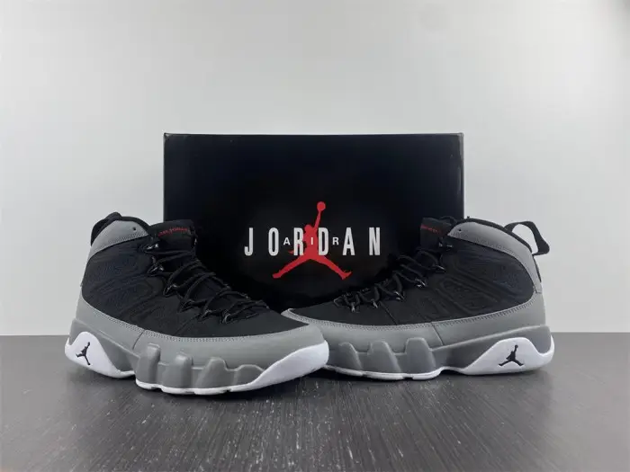 Air Jordan 9 Particle Grey 