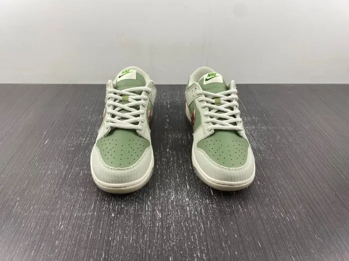 Nike x Kyler Murray Dunk Low 'Be 1 of One' 