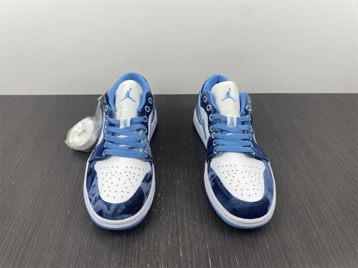 Air Jordan 1 Low Washed Denim 