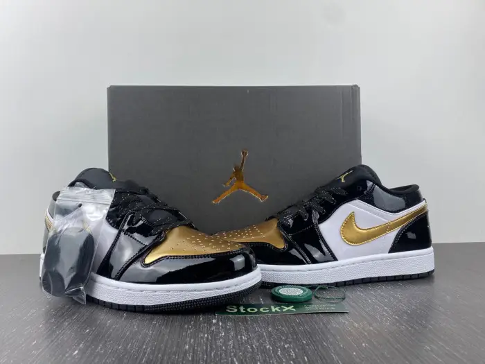 Jordan 1 Low SE Gold Toe (GS) - 