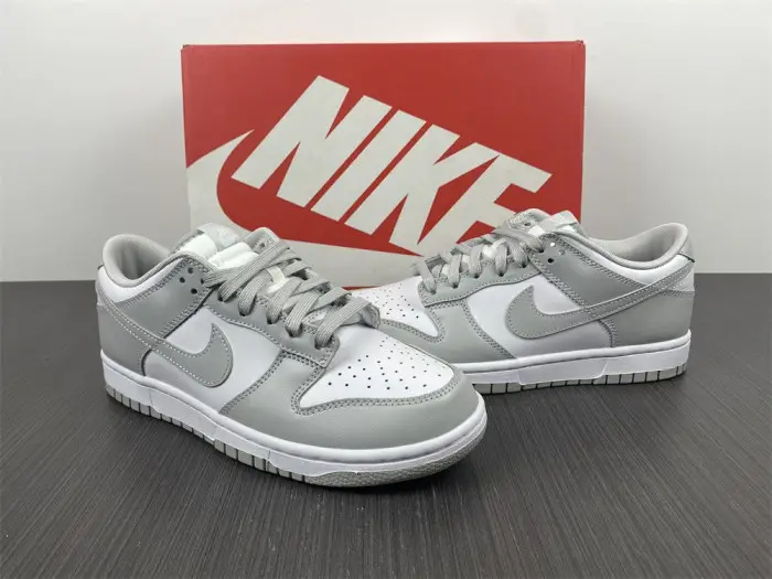 Nike Dunk Low Grey Fog 