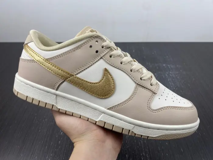 Wmns Nike Dunk Low Phantom Metallic Gold 