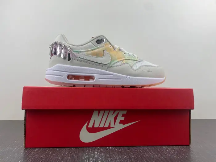 (WMNS) Nike Air Max 1 'Metal Charms' 
